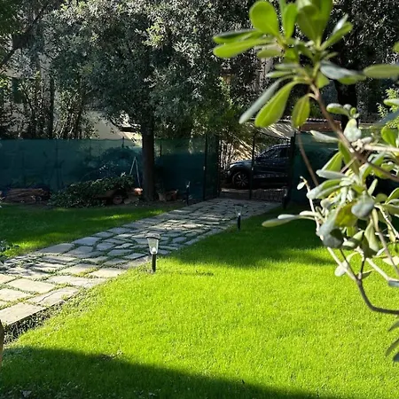 בית נופש Casa Stibbert Garden Retreat
