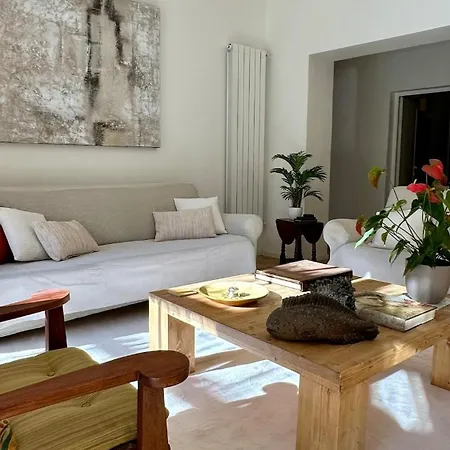 Holiday home Casa Stibbert Garden Retreat *